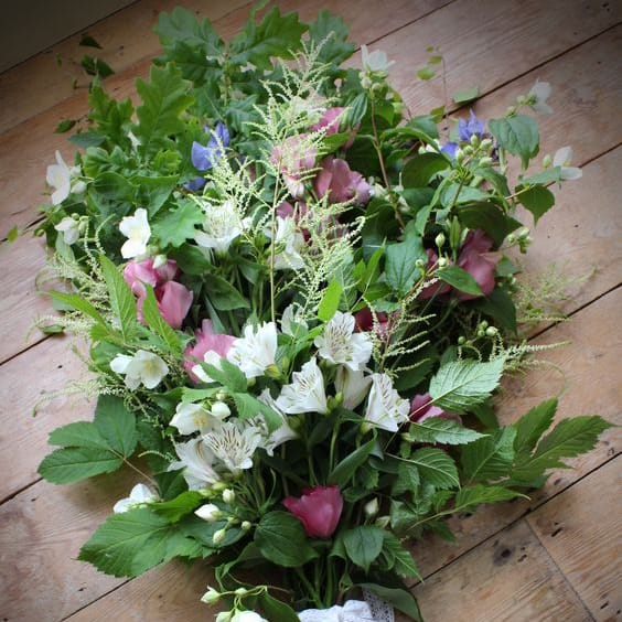 Image via <a href="https://www.tuckshopflowers.com/" target="_blank">Tuck Shop Gallery</a>