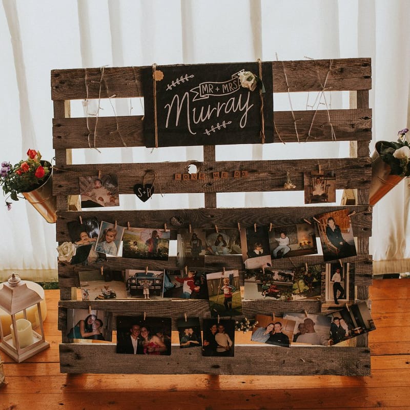 Wooden Palette & Polaroid Pictures Rustic Decor