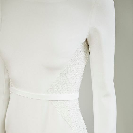 Charlotte Simpson Wedding Gown | Summer Styling Reimagined | Dress by <ahref="https://www.rockmywedding.co.uk/new bridal collection charlotte simpson/" rel="noopener" target="_blank”>Charlotte Simpson</a>
