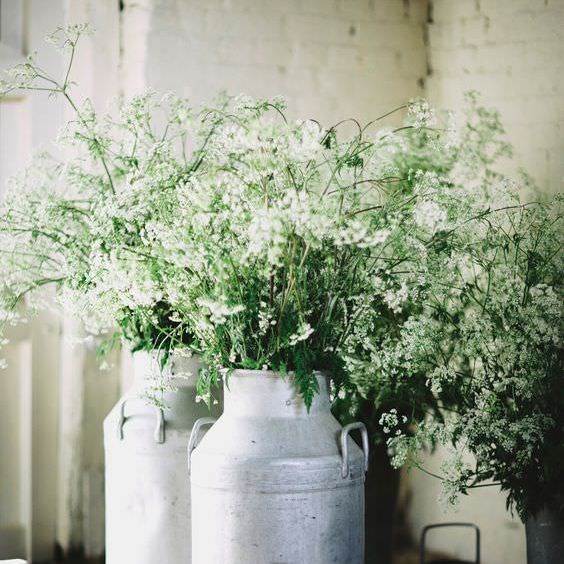 Cow Parsley Milk Urns | Summer Styling Reimagined | Image by <a href="https://davidjenkinsphotography.com/ " rel="noopener" target="_blank”>David Jenkins </a>