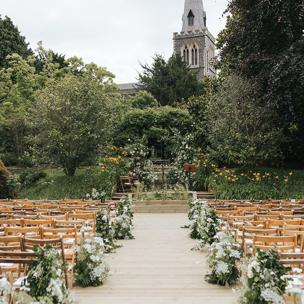 Meadow Flower Lined Aisle | Summer Styling Reimagined | Styling by <a href="https://www.onestylishday.com" rel="noopener" target="_blank">One Stylish Day</a> | Florals by <a href="https://www.vervainflowers.co.uk/" rel="noopener" target="_blank”>Vervain </a> | Image by <a href="https://missgen.com/" rel="noopener" target="_blank”>Miss Gen Photography </a>