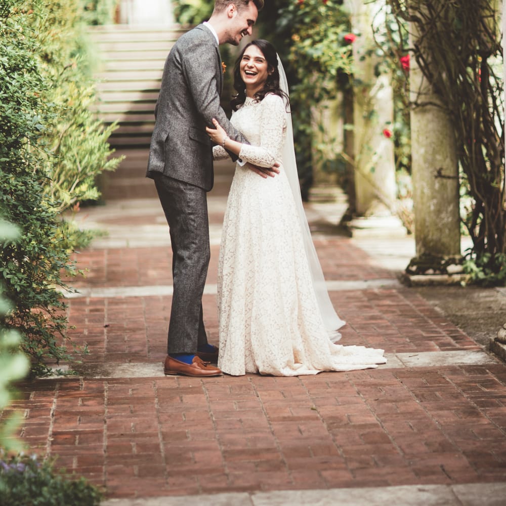 Intimate Wedding In London At Golders Hill Park Pergola