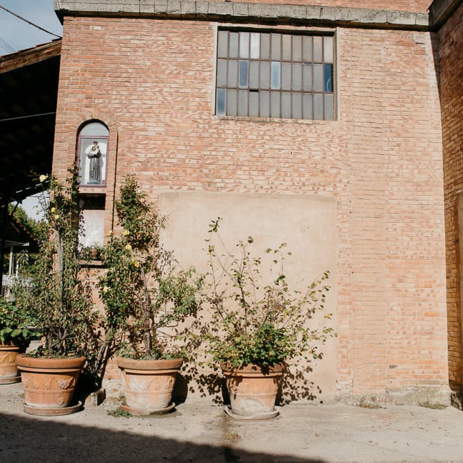 Italian Industrial Wedding Venue | That Day Wedding Planner | Carla Penoncelli Photography