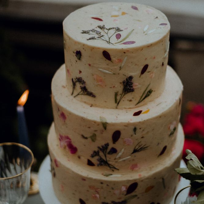 Buttercream Cake With Edible Flowers