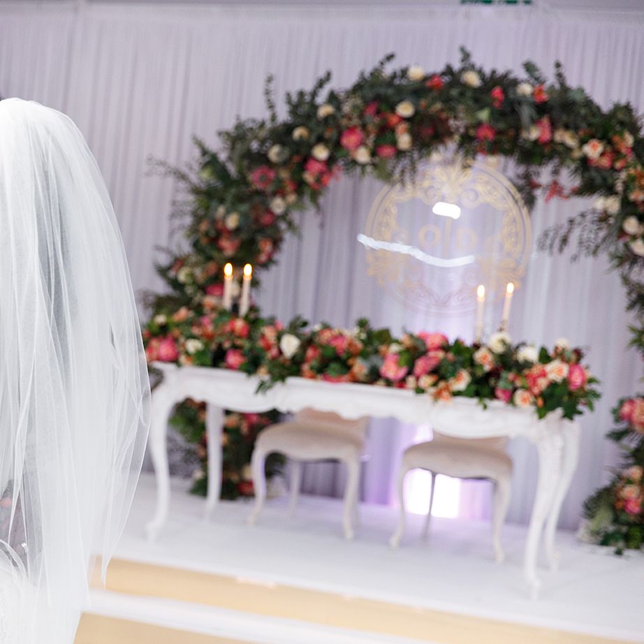 Floral Arch Installation