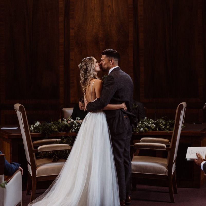 Bride and groom tie the knot at Stoke Newington Town Hall