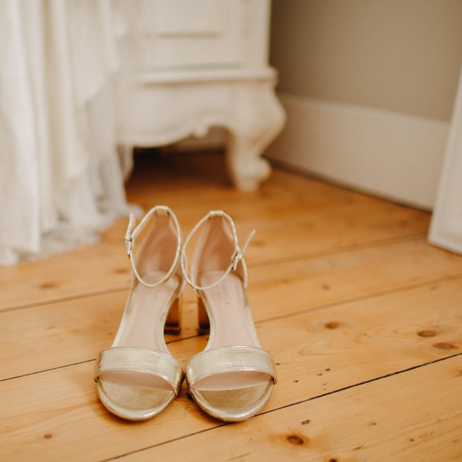 Church Wedding Ceremony | Bride in Karen Willis Holmes | Groom in Custom Made Suit by Suit Supply | Summer Wedding at Family Home in Kent | Glass Marquee from Academy Marquees | Frances Sales Photography