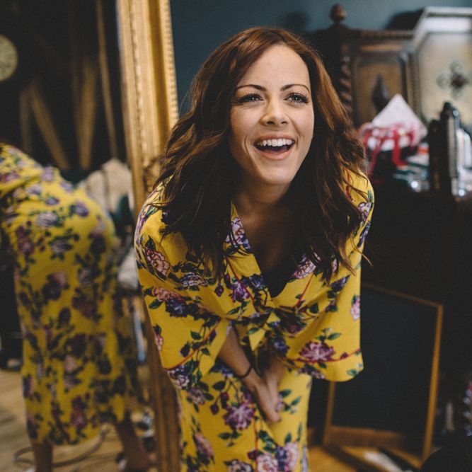 Bride In Yellow Floral Robe // Image By Carrie Lavers Photography