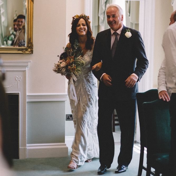 Portsmouth Registry Office Wedding // Image By Carrie Lavers Photography