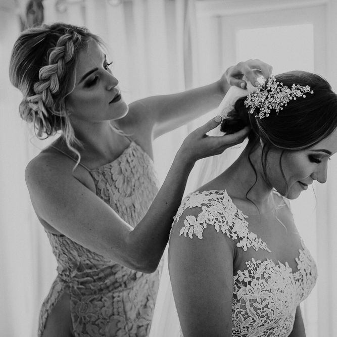 Wedding Morning | Bridal Preparations | Bride in Lace Long Sleeve Martina Liana Wedding Dress | Lusty Glaze Beach Wedding Newquay Cornwall | Alexa Poppe Photography