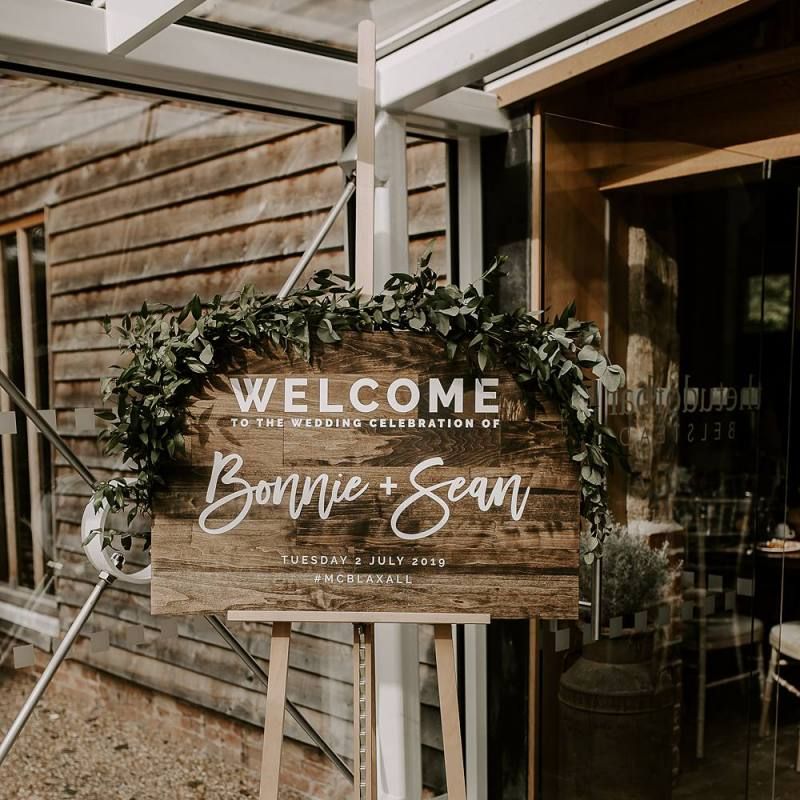Wooden welcome wedding sign