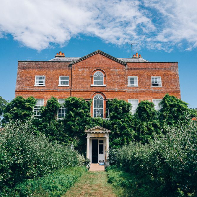 Country Estate Wedding // Images By Casey Avenue Photography