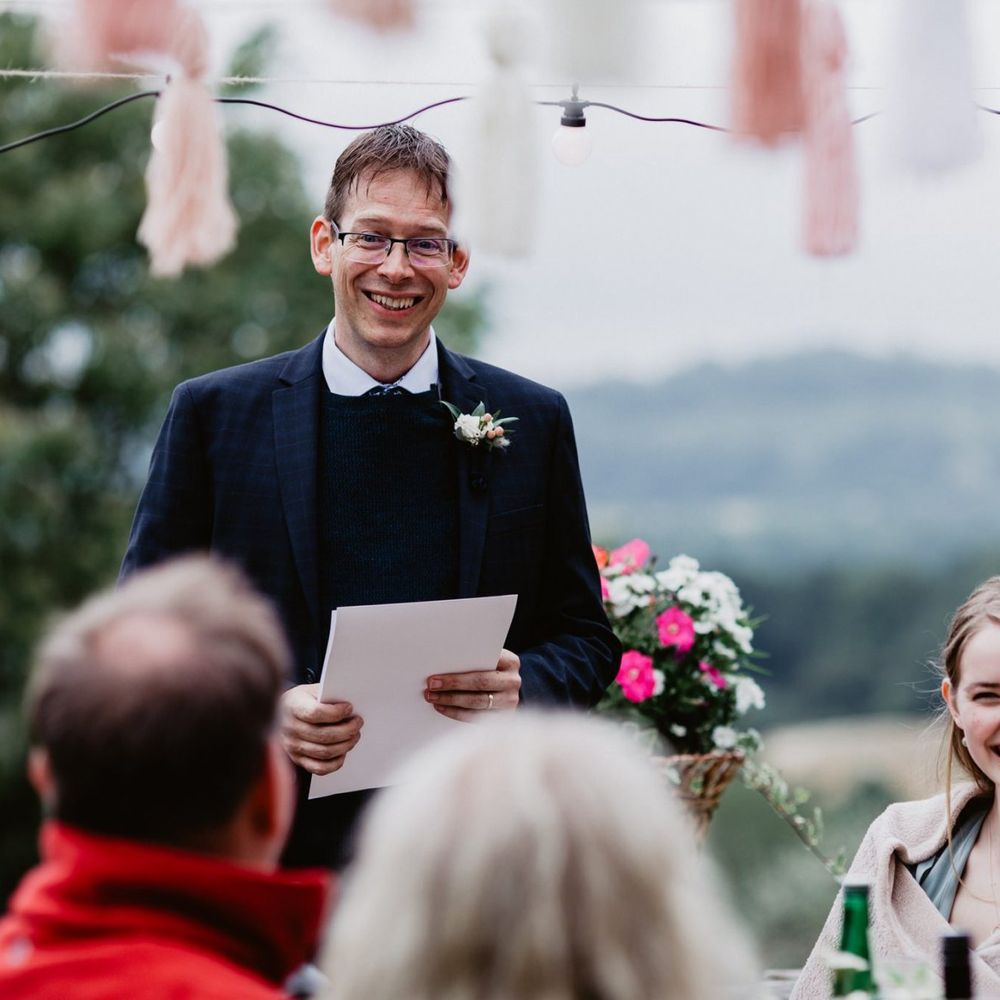 Father of the bride wedding speech at garden party wedding