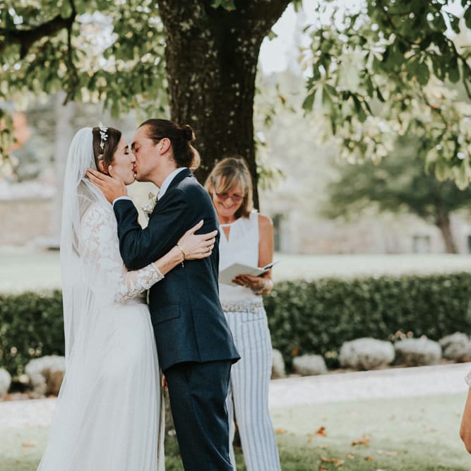 Weekend Wedding At Chateau Rigaud Bordeaux // Chiara Perano Founder Of  Lamplighter London // Catherine Deane Separates // Fern Edwards Photography // This Modern Revelry Film