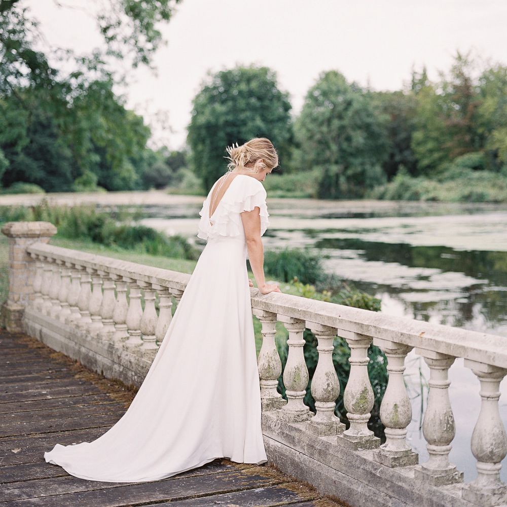 Bride in Lace Cherry Williams London Gown | Elegant Summer Inspiration at St Giles House, Dorset by Jessica Roberts Design   Imogen Xiana Photography