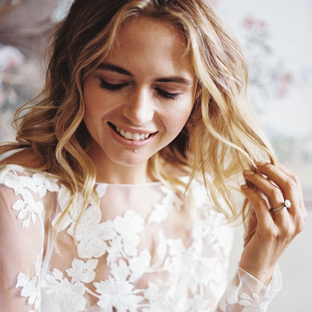 Bridal Beauty | Natural Wedding Makeup | Wedding Morning Preparations | Elegant Summer Inspiration at St Giles House, Dorset by Jessica Roberts Design   Imogen Xiana Photography