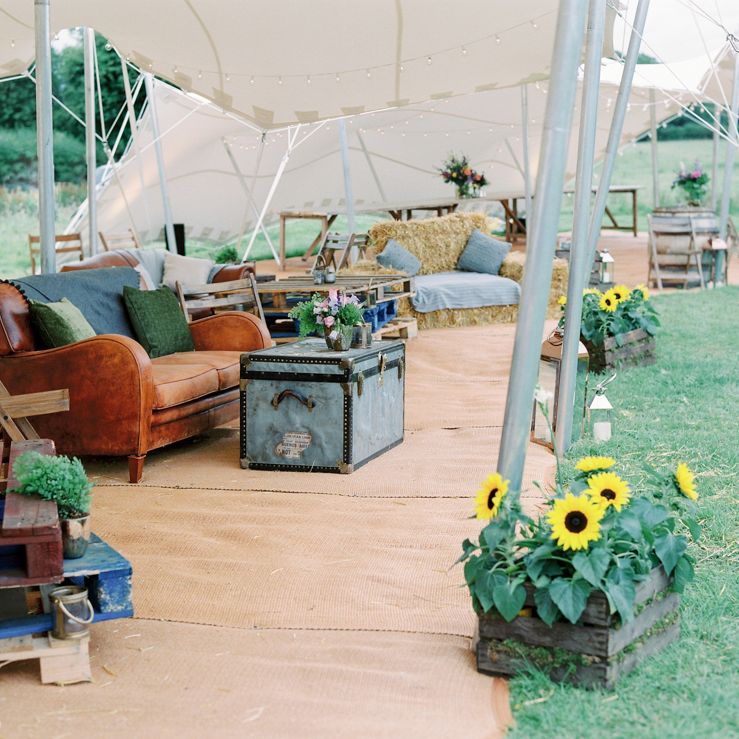Festival Wedding With Live Bands, DJs And Entertainment For Children // Image By Studio TM