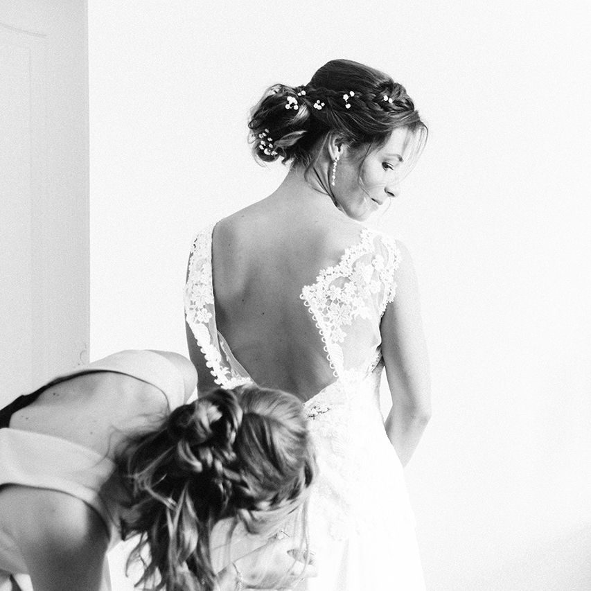 Wedding Morning Bridal Preparations | Elegant Bride in Lace Wedding Dress | Outdoor Wedding at Commanderie de Peyrassol, Provence, France Styled by La Chuchoteuse | Lace Bridal Gown | Black Tie Suit | Rustic Stretch Tent Reception | Raisa Zwart Photography