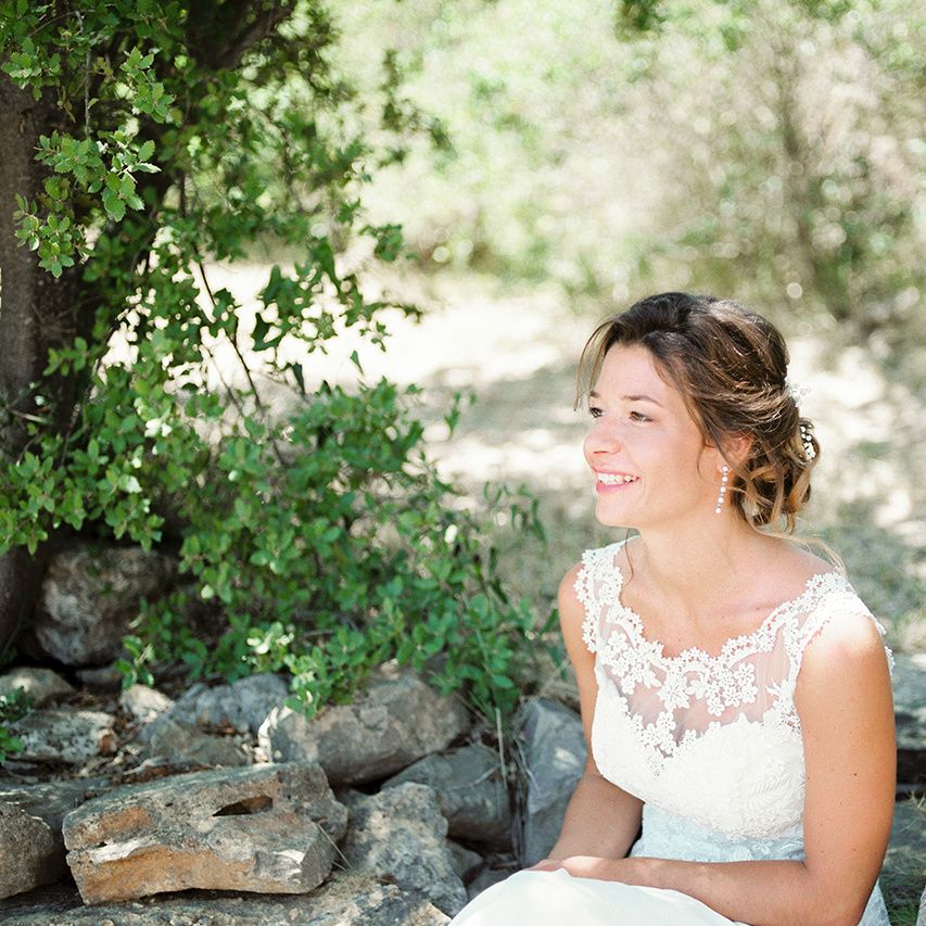 Elegant Bride in Lace Wedding Dress | Outdoor Wedding at Commanderie de Peyrassol, Provence, France Styled by La Chuchoteuse | Lace Bridal Gown | Black Tie Suit | Rustic Stretch Tent Reception | Raisa Zwart Photography