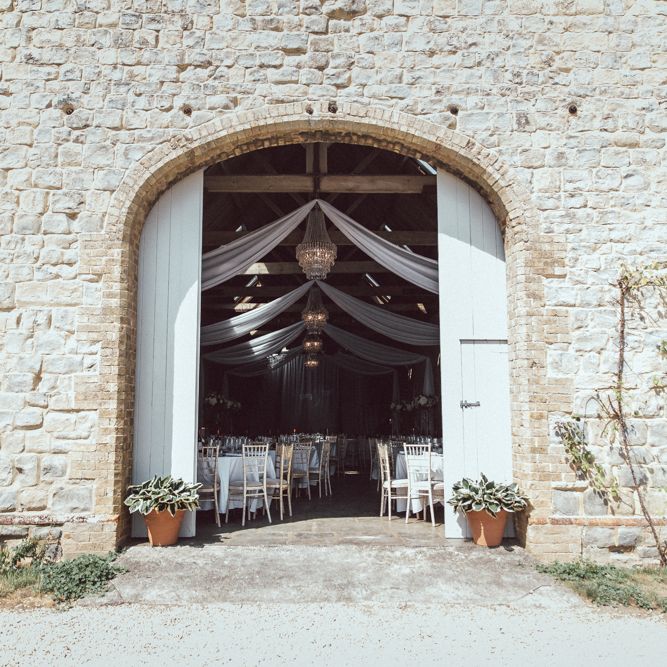 Longbourn Estate Barn // Images By The Vedrines