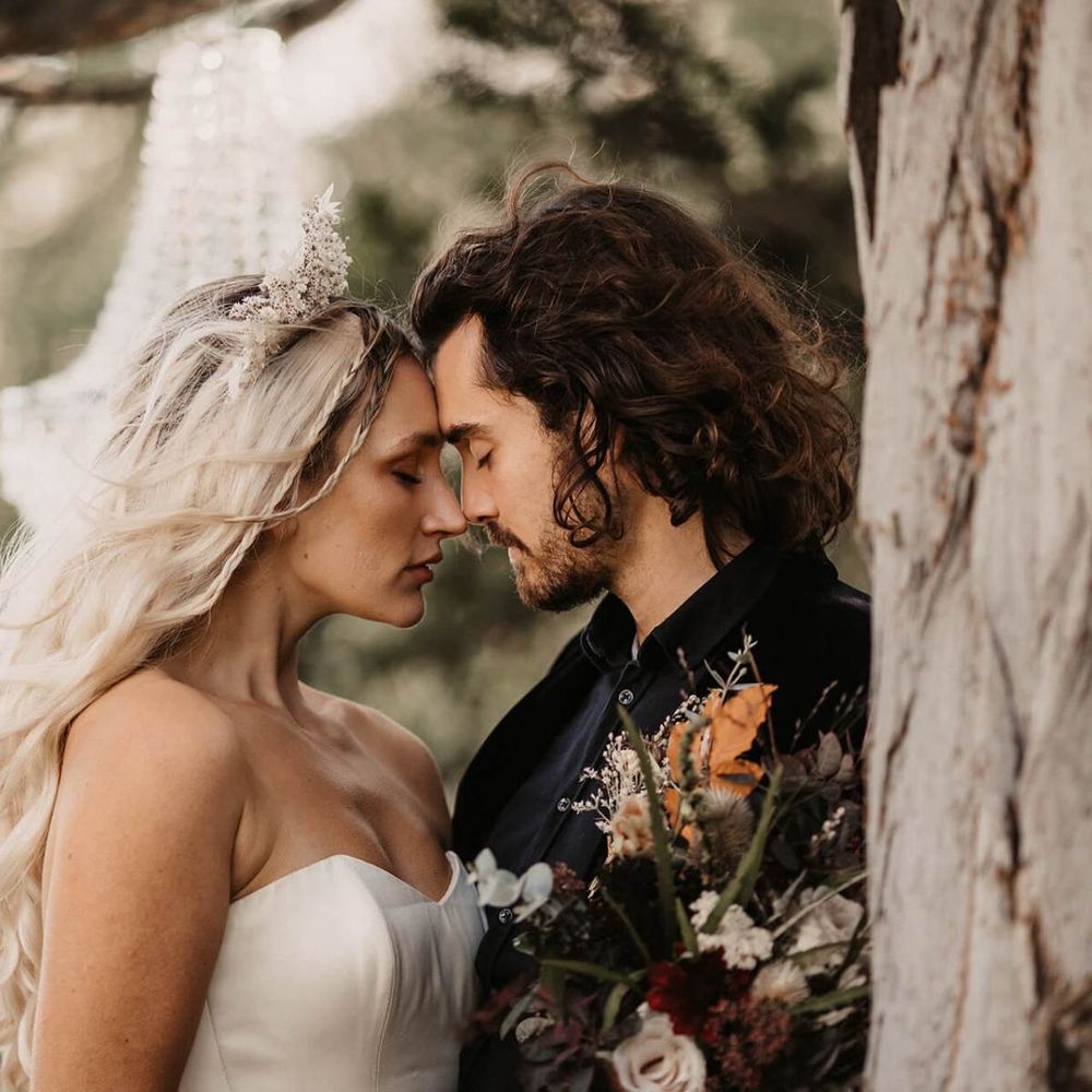 Strapless wedding dress and bridal crown