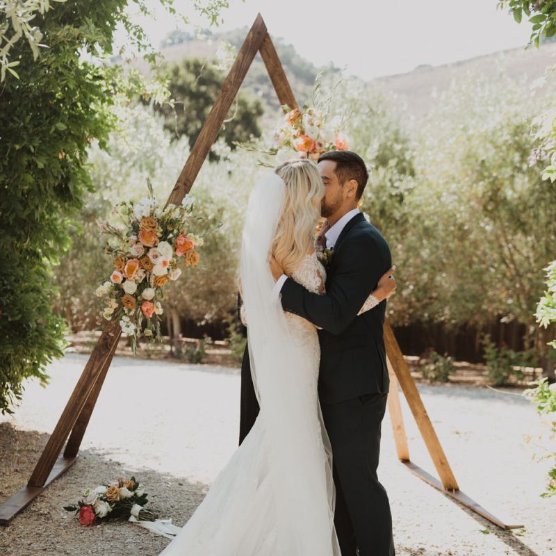 Bride and groom kissing at California elopement