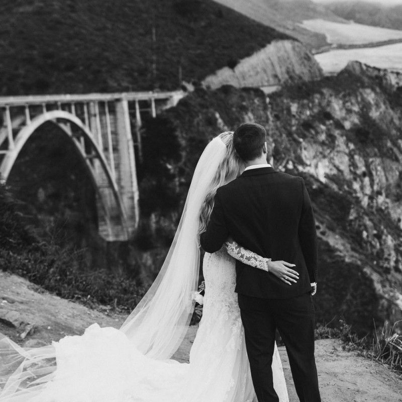 black and white bride and groom portrait by Ariele Chapman Photography