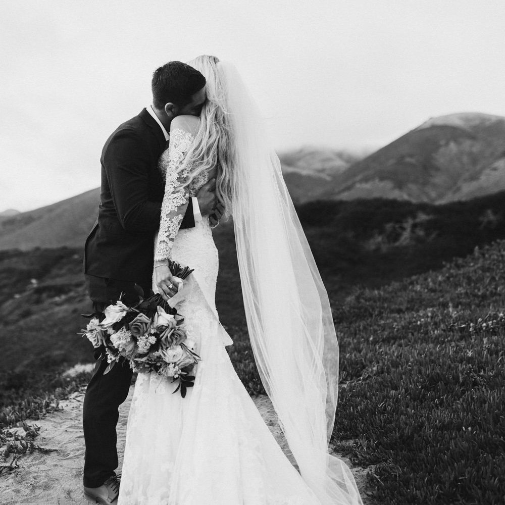 Black and white portrait by Ariele Chapman Photography