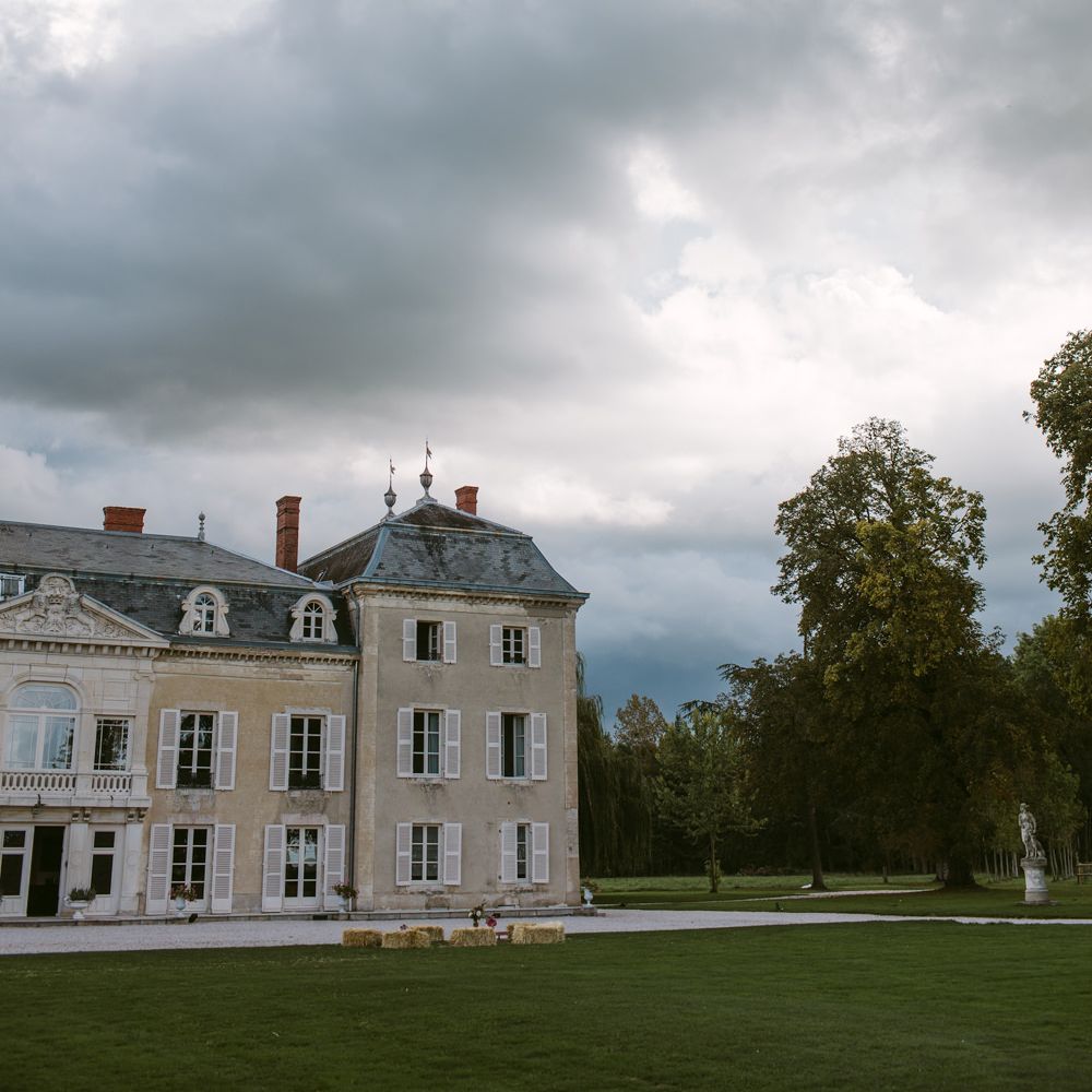 Stylish Two Day Wedding at Château de Varennes, Burgundy, France with I Do BBQ After Party Planned by Bulle &amp; Tulle | Troistudios Photography | Studio80  Film