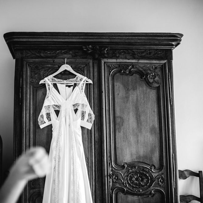 Racerback Alexander Wang Wedding Dress | Colourful Pennard House Wedding With Bride Wearing Alexander Wang Dress | Allison Dewey Photography