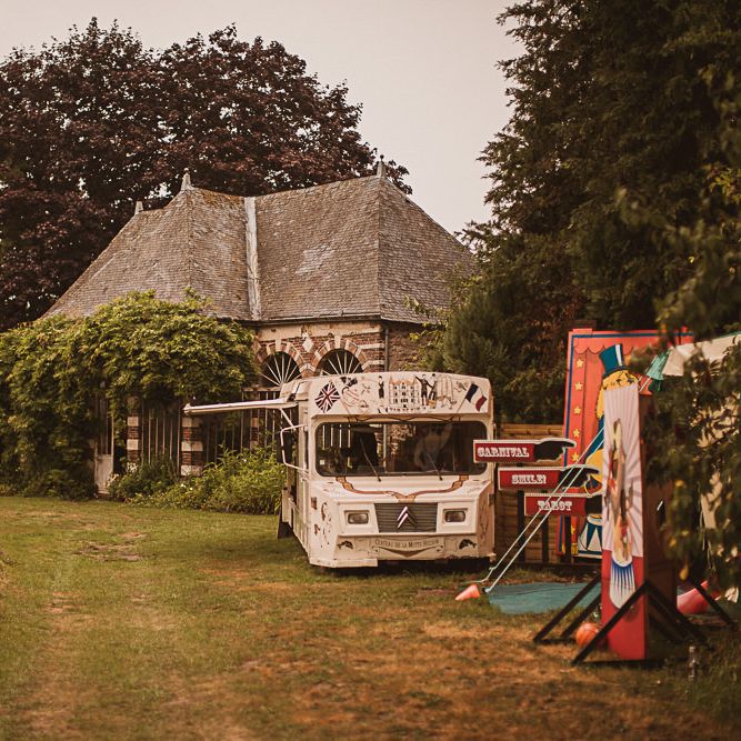 Street Food Van and Carnival Games escape to the chateau