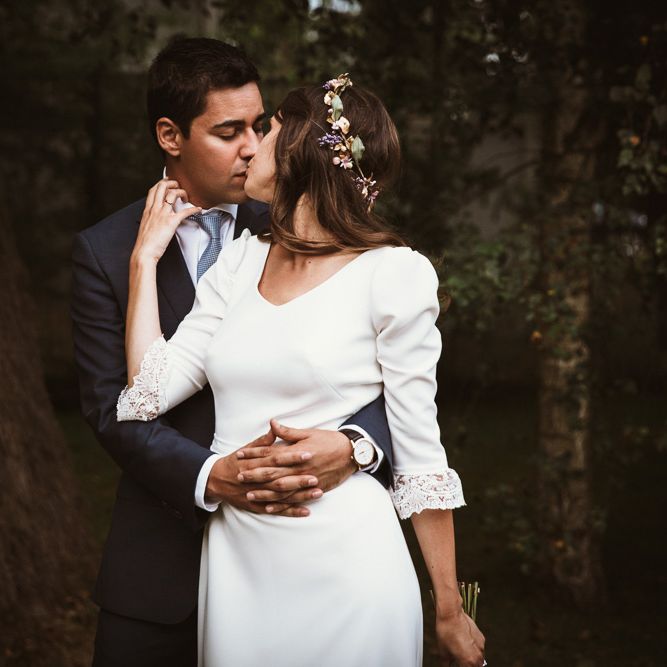 Bride in Nicolás Costura Bridal Gown | Tocados Le Touquet Headpiece | Groom in Navy Suit | Romantic Spanish Wedding at La Salgar Restaurant in Asturias | La Mar Studio Photography