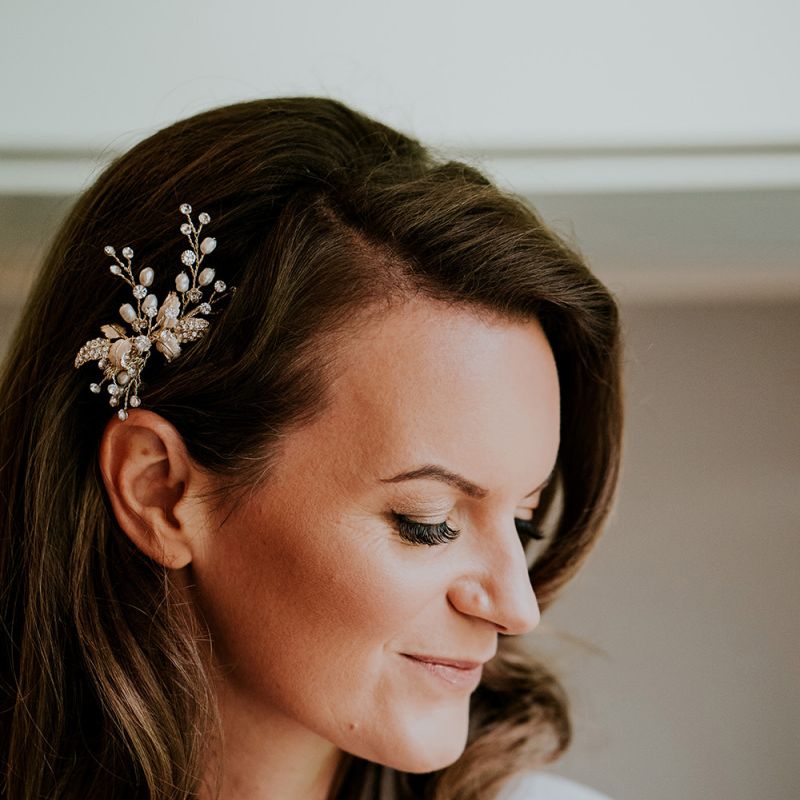 Bridal beauty and hair accessory