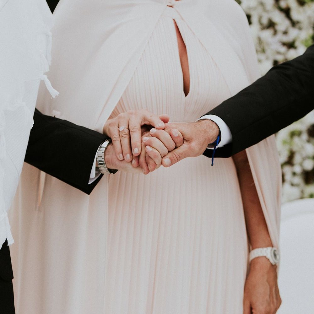 Jewish wedding ceremony traditions