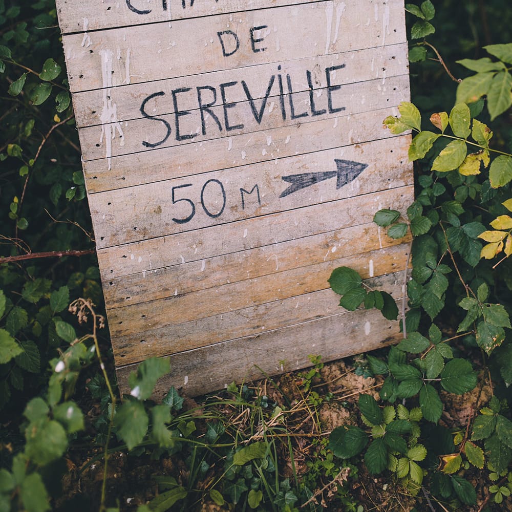 Wooden Wedding Sign | Blush Outdoor Destination Wedding at Chateau de Séréville, France  |  Story + Colour Photography