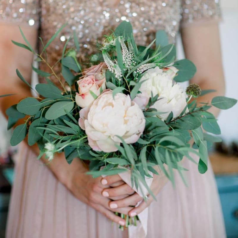 White and blush wedding bouquet