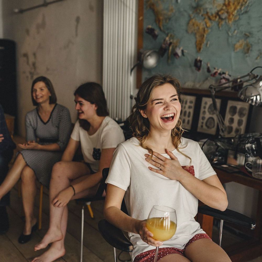 Wedding morning bridal preparations