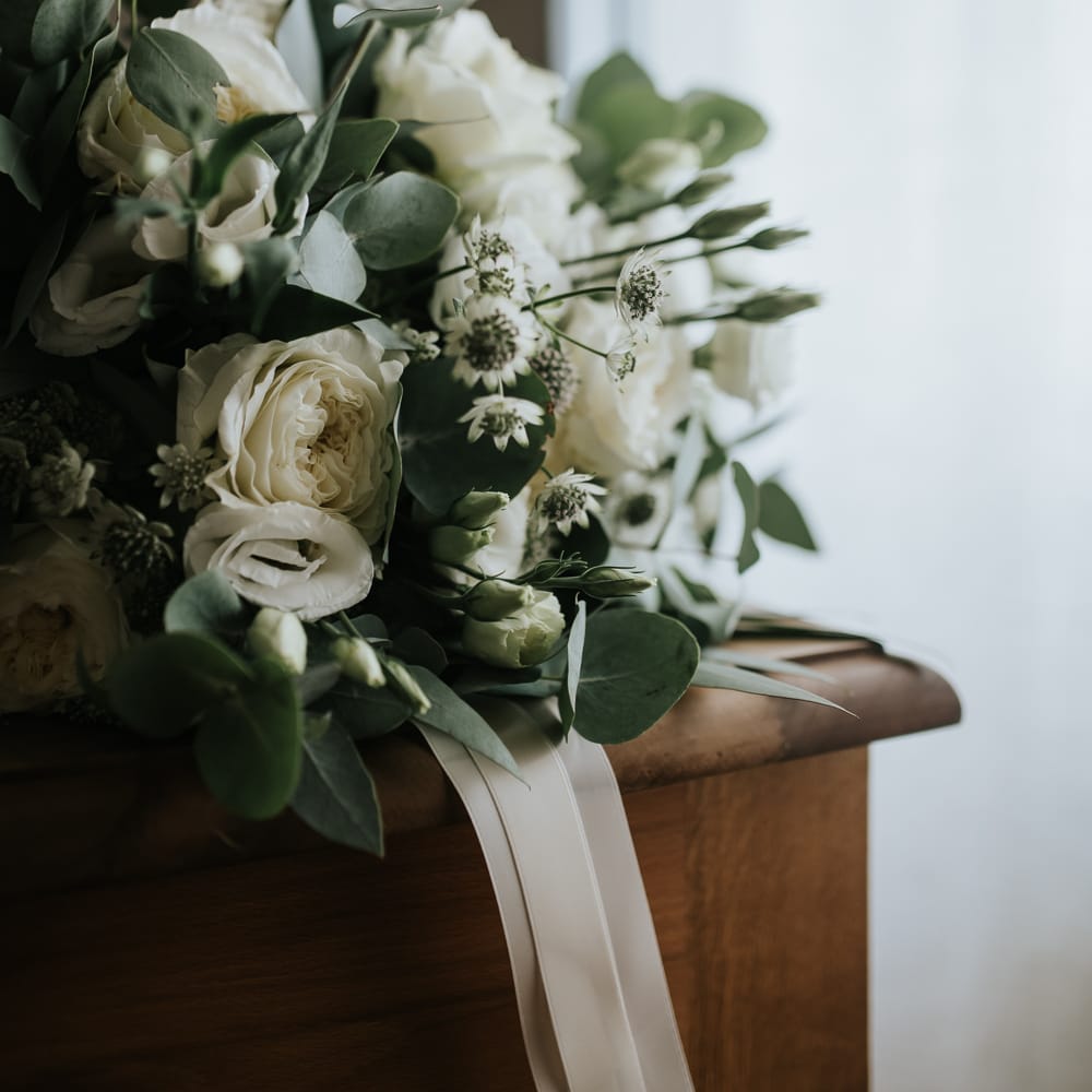 White &amp; Green Bridal Bouquet | Outdoor Bohemian Destination Wedding at La Selva, Tuscany | Damien Milan Photography