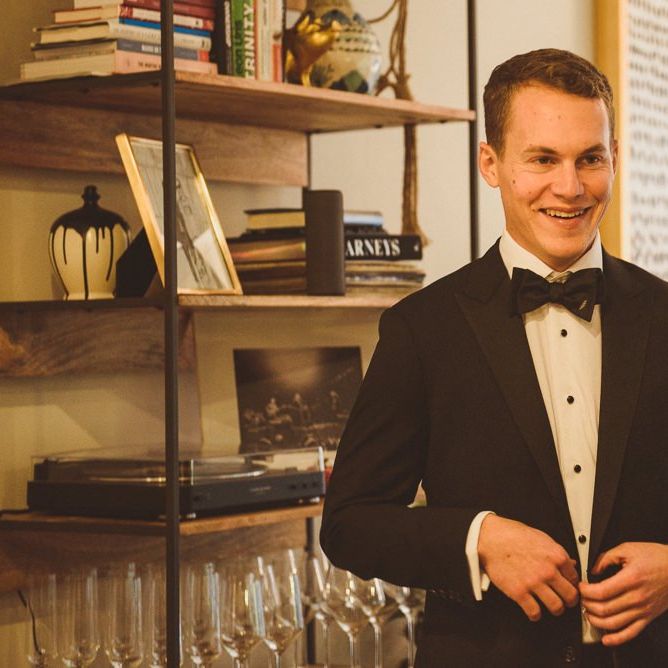 Classic black tuxedo for New York wedding