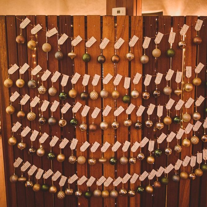 Bauble wedding table plan