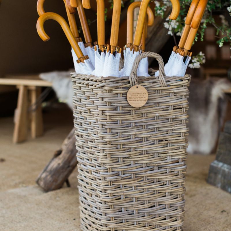 Brolly Bucket Umbrella's for a Rainy Wedding