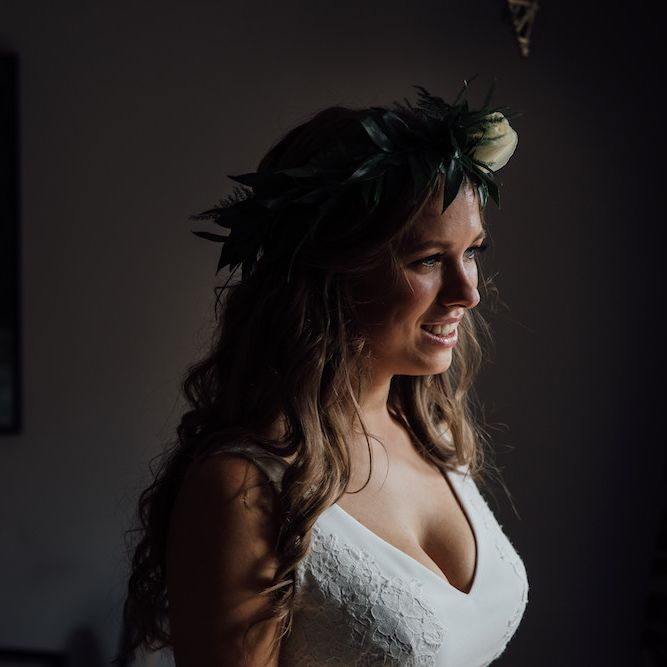 Getting Ready | Bride in La SPosa Gown | Outdoor Wedding Ceremony &amp; Tipi Reception Planned by Benessamy Events | Red on Blonde Photography
