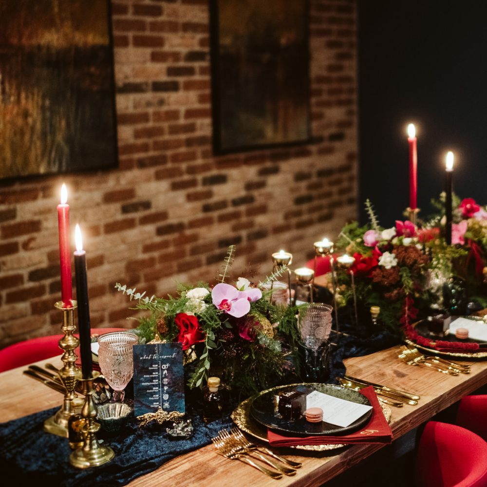 Red tablescape