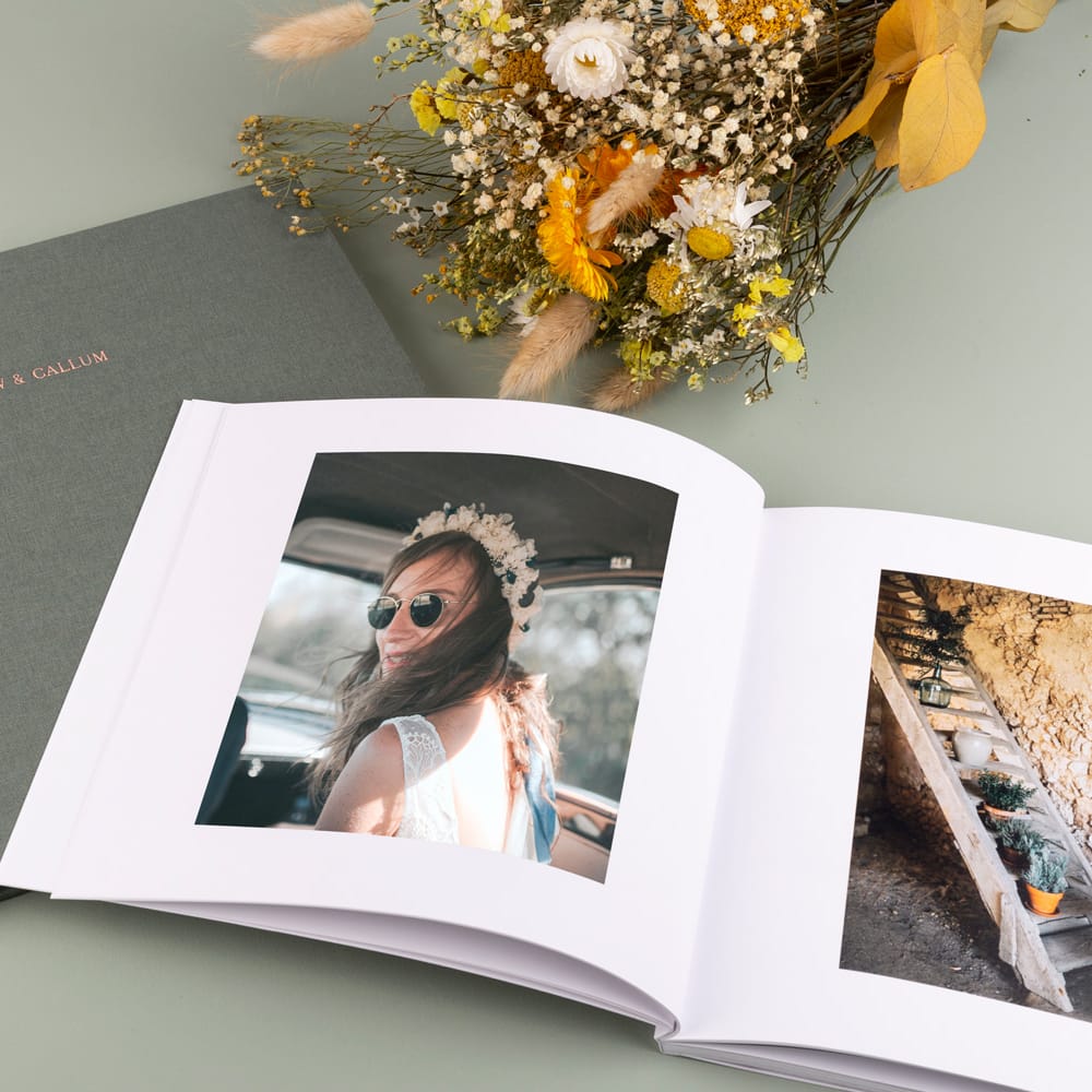 Traditional Wedding Photo Album Book by Rosemood