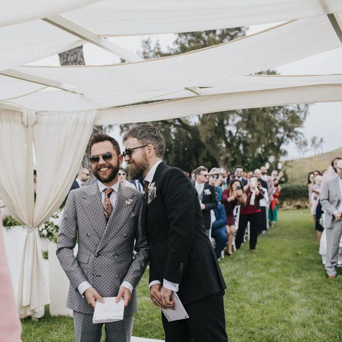 Grey groom suit for outdoor wedding ceremony