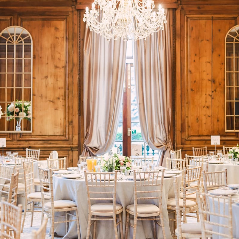 Header House, Buckinghamshire Wedding Reception with Chandelier and Low Floral Centrepieces