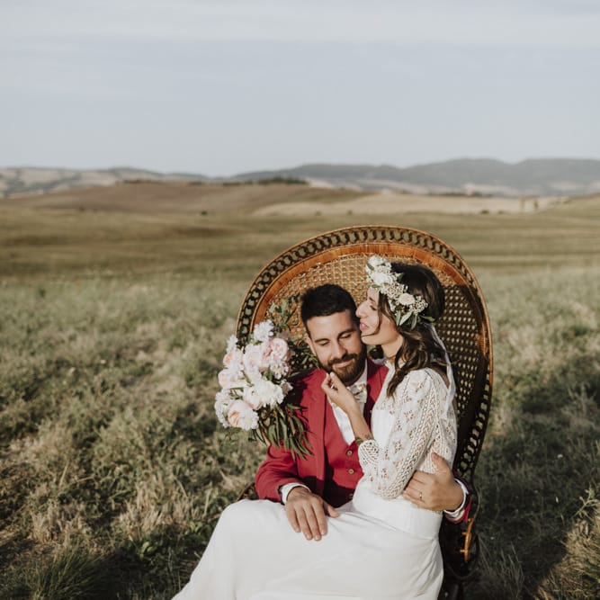 Peacock chair at Italian wedding with Laure de Sagazan dress