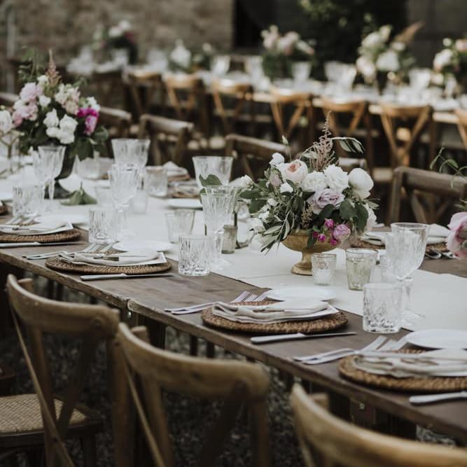 Wedding table flowers for Italian outdoor wedding