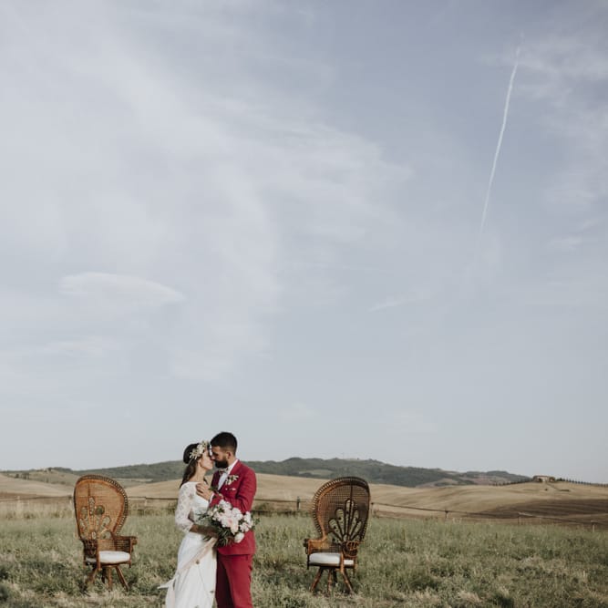 Italian wedding with Laure de Sagazan bride dress and peacock chairs