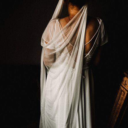 AlexVeil Bridal Gown | Welsh Boho Wedding | Carla Blain Photography | Exclusive Hire of Plas Gwynfryn